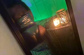 𝓝𝓸 1 UNDER 30 YRS OLD❗𝑁𝑂𝑊 80HHR INCALL SPECIAL COME GET A LOAD OFF💦💦🍦WET TIGHT GRIP DONT MISS THE 80HHR SPECIAL🤭 photo 3