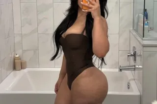 TIGHT PUSSY 200$ OUTCALL SPECIAL photo 2