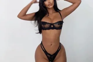 COME DROWN 🌊DEEP INSIDE MY TIGHT WET💦 KITTY😌 💯ready to rock your world
