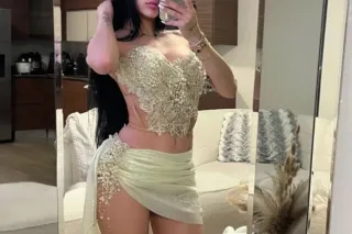 💕 THICK LATINA 💕 photo 9