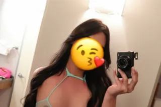 hey papi , im available now💞new in this area.😘