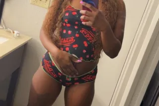 No Anal No Bare Incalls and Outcalls deposit for outcall photo 2