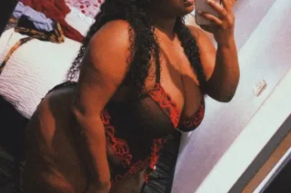 Facetime & Content Only Until March 14 𝑼𝒑𝒔𝒄𝒂𝒍𝒆 𝑭𝒓𝒆𝒂𝒌𝒚 𝑬𝒃𝒐𝒏𝒚 👸🏽👅🌟 * 100% 𝑹𝑬𝑨𝑳! photo 2
