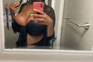 Busty Black Beauty😻 INCALL/ OUTCALL photo 4