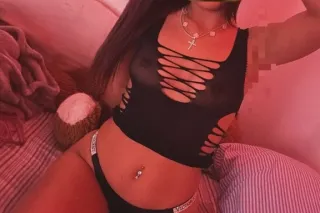tight 😏 brunette 🍑super hot 🔥🔥🧨😈 photo 2