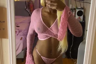 Wet Wet Squirter Fantasies💦 photo 3