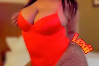 ⚠Slippery When Wet💦eXtRa JuiiCy🤤fEtiSh FriEndLy😻New In Town🌃