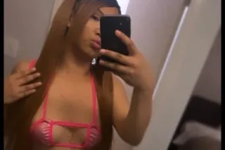 19 Lightskin Blasian😍 photo 4
