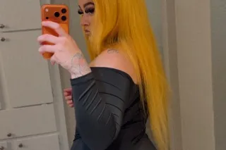 😝💦Freaky with a Fat Azz 🍑Pretty Feet 👣 Pink Shaved Pussy 🌷& Thick thighs😍😝 photo 2