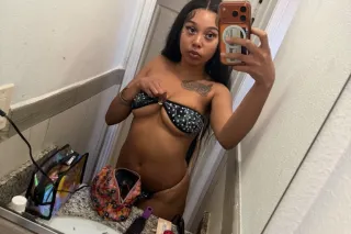 creamy redbone 🏹💗🧁 incall outcall available photo 2