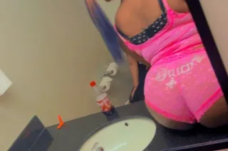 Sexy Thick 🫦 Available OUTCALLS ONLY photo 5