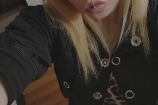I HAVE SKILLS THAT SPEAK THEMSELVES, I DOTHIS BECAUSE I ENJOY IT!! CUM LET ME PLEASE YOU!! INCALL LOCATION HOTEL IN FAIRMONT CITY!!!! I KNOW YOU WILL NOT BE DISAPPOINTED!!! OUTCALLS ALSO!! photo 10