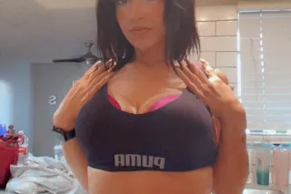 Leaving Monday♓ 🩷(๏人๏) Goddess Busty Sienna ♓🩷 photo 4