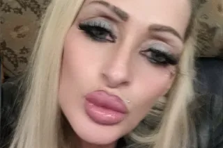Hi Babes come into my world of ecstasy hot wet passion let me make your fantasies come true a beer queen and you can be my king I'll spoil you in every way possible are you wanting to have a fast lane. photo 7