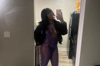 hot and horny genie coming your way💗 photo 2