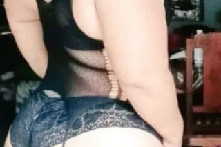 HOT JUICY AND WET photo 2