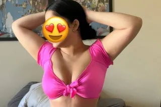 Sexy latina girl ready to pleasure you let me feel your cock 😋🍆💦 photo 3
