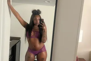 chocolate super freak,😋outcall available💋Incall oakland