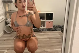 OUTCALLS ONLY SEXY LITTLE WHITE GIRL 💋 photo 5
