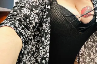 🎀 Curvy-Exotic Fun and Waiting !! 💜 Specials photo 4