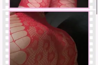 Loving and Discreet MILF GFE photo 8