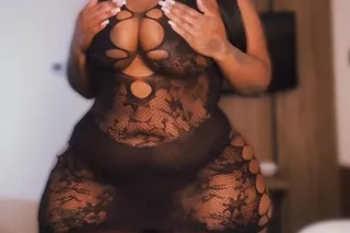 JUST VISITING ⏰ AVAILABLE NOW 🔥 UPSCALE 5⭐ BBW BADDIE 🥵 INCALLS OUTCALLS & FT SHOWS 📲 photo 3