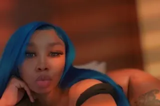 IN/OUT ‼‼NEw YEaRs 🥰🥰 lets PARty