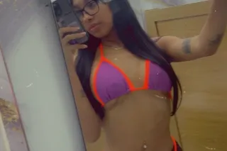 I'm a sexy and horny young woman 🌺 I'm available, send me a message. photo 4