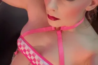 incall or outcall photo 5