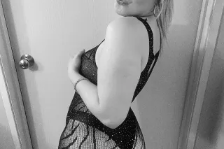 Your fav Upscale Blonde Bombshell is back 💃🏼🐰Ask about my 2girl👩🏼‍❤️‍💋‍👩🐱Incall and outcall available photo 9