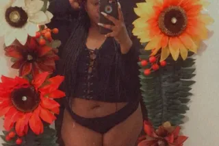 Big Booty Momma 🍑 photo 5