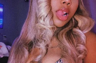 LET ME BE YOURS 💋🫦 photo 2