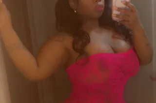 Classy but sassy sexy and sensual it's Miss Juicy photo 5