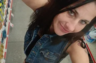 Pretty Face , Thick legs and an ass to match photo 2