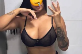 Beautiful new girl in town 🌃 Incall or outcall 😍😗Hermosa chica nueva en la ciudad 🌃 Incall o outcall 😍