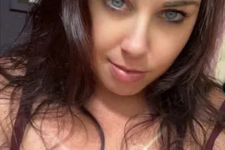 NEW client specials starting at 1 PM!! come relax and let me take you to a place you've never been 😜🥰 photo 3