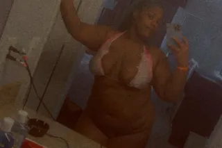 NOBODYS FREAKER THAN dark chocolate 😈 📍WANT YA DICK WET 💦😈🤤 FREAKY BBW photo 3