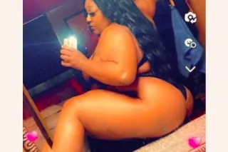 BBW POLE DRAINER VISITING photo 9