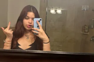 emo cute girl looking to have fun💦 photo 3