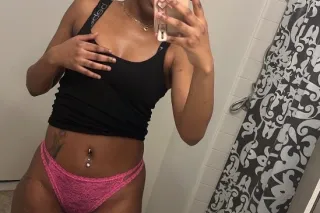 outcalls 2 Girls !!hmu boo😘 photo 9