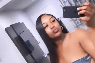 sloppy throat goddest 🤤 photo 2