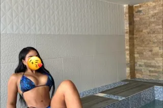 ready tosee where my sexuality can take me. Small incall only photo 2