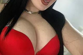 Mia🔥 photo 2