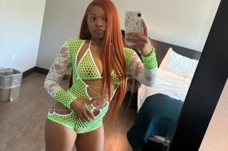 come see me qv speical 😚 photo 3
