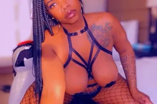 🍑💦DISTRACTION...+THICK • CURVY • BIG BOOTY🍑💦