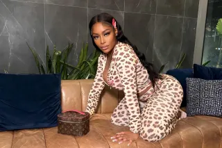 NO CHEAP OFFERS 🥰 no blacks! photo 5