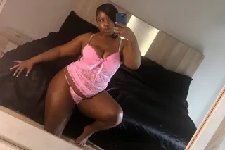 💦💦COME GET FREAKY WITH HONEYBUNN ⚠ 💦🍑🫦👅 photo 2