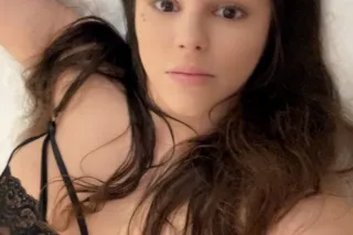 IN TOWN NOW READ AD TEXT To book Lets play 💕 photo 10