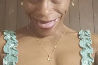 Golden Pussy photo 2