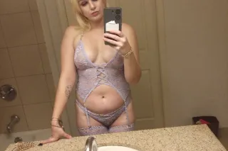 Had a long, hard day Cum over and relax with me, and let me end yournn. photo 3